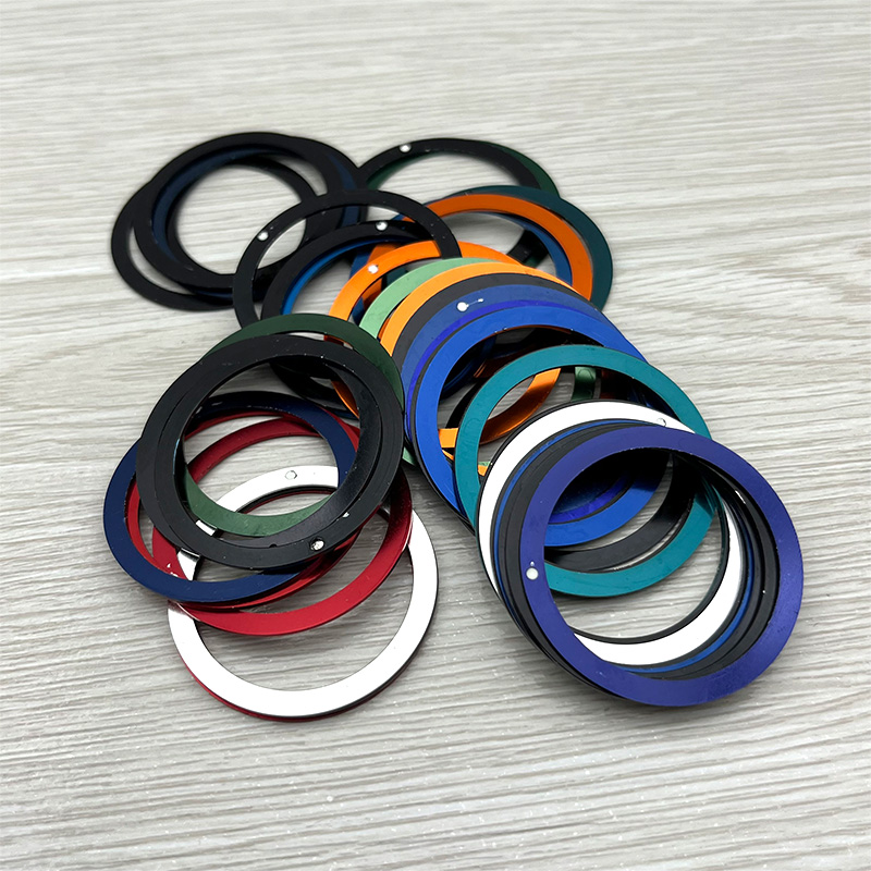 Mod 38mm * 31.6mm inserto lune - Seiko Watch 5 Sports recensione e prezzo