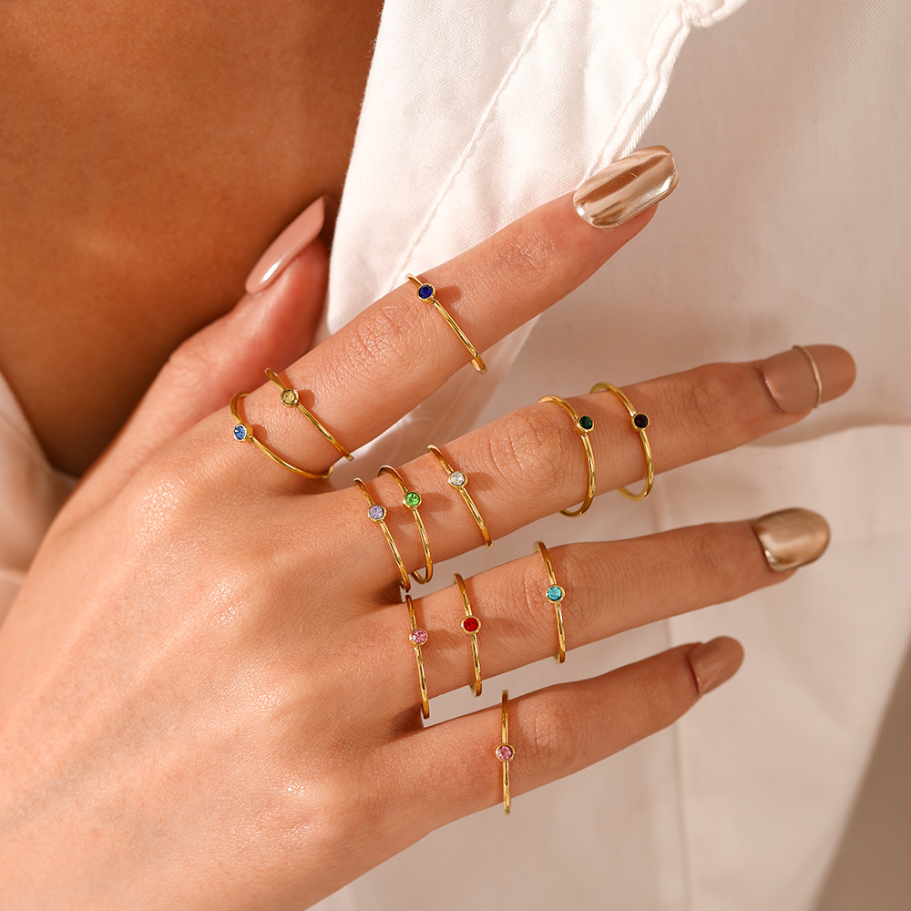 Anello con pietra portafortuna - Birthstone Ring Set recensione e prezzo