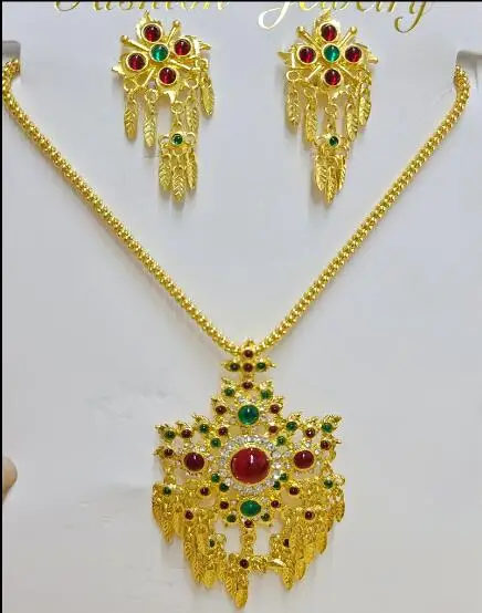 Accessori Thailandesi Orecchin - Pacific Jewelry & Watches Los Angeles recensione e prezzo
